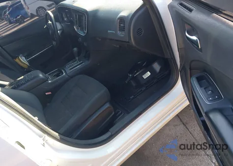 2011 Dodge Charger z USA, uszkodzony, nr VIN 2B3CL3CG4BH577693